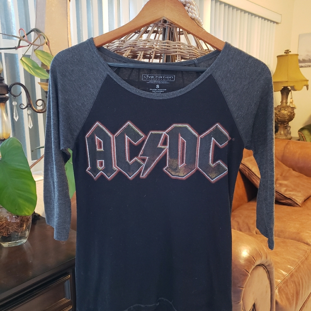AC/DC Women's Raglan shirt